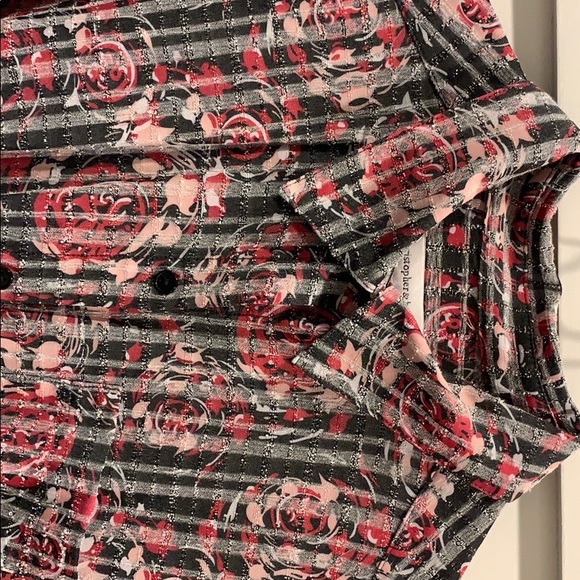 Women’s size small blouse - Picture 2 of 3